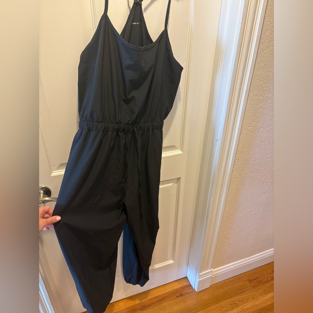 Abercrombie & Fitch Black Sleeveless Jumpsuit